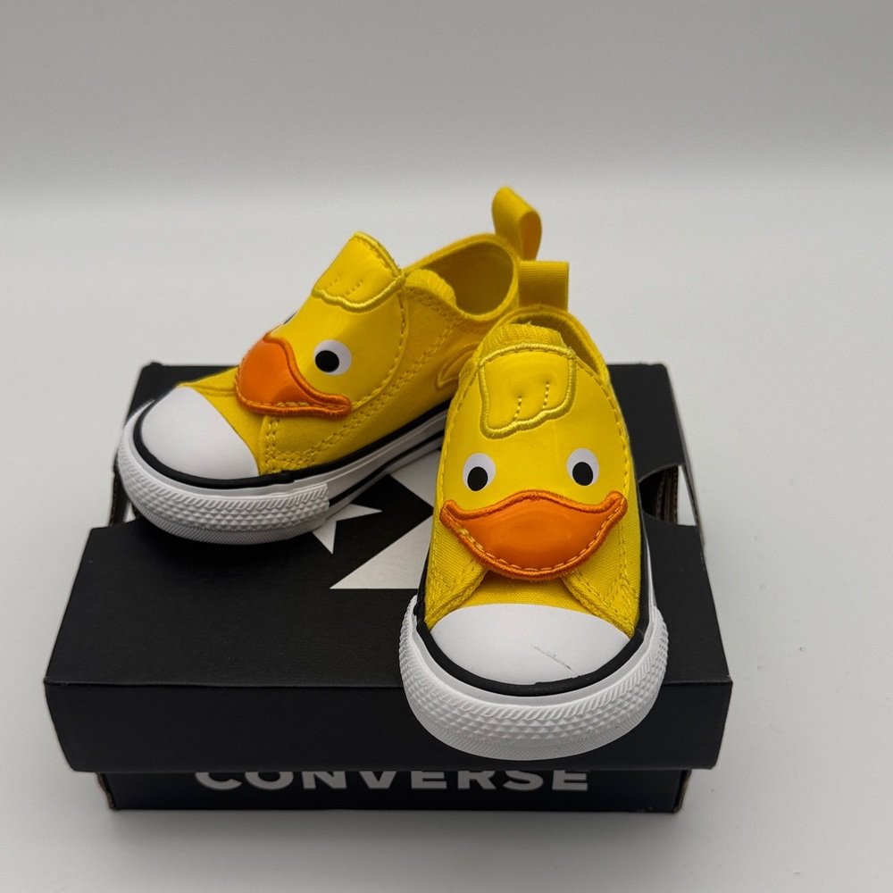 Converse Kids Yellow‎ Duck Sneakers